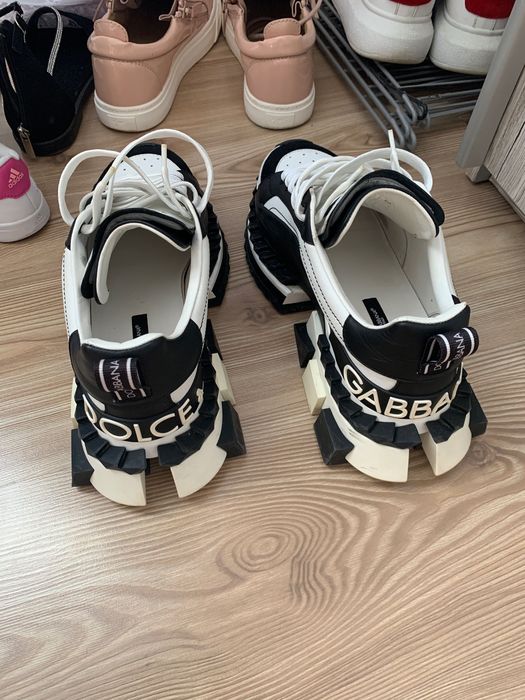 Vând adidași Dolce & Gabbana , m ai multe detali in privat !