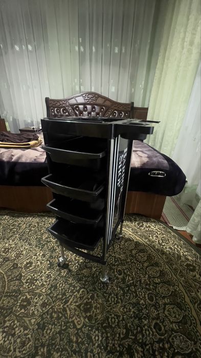 Помощница для салонов