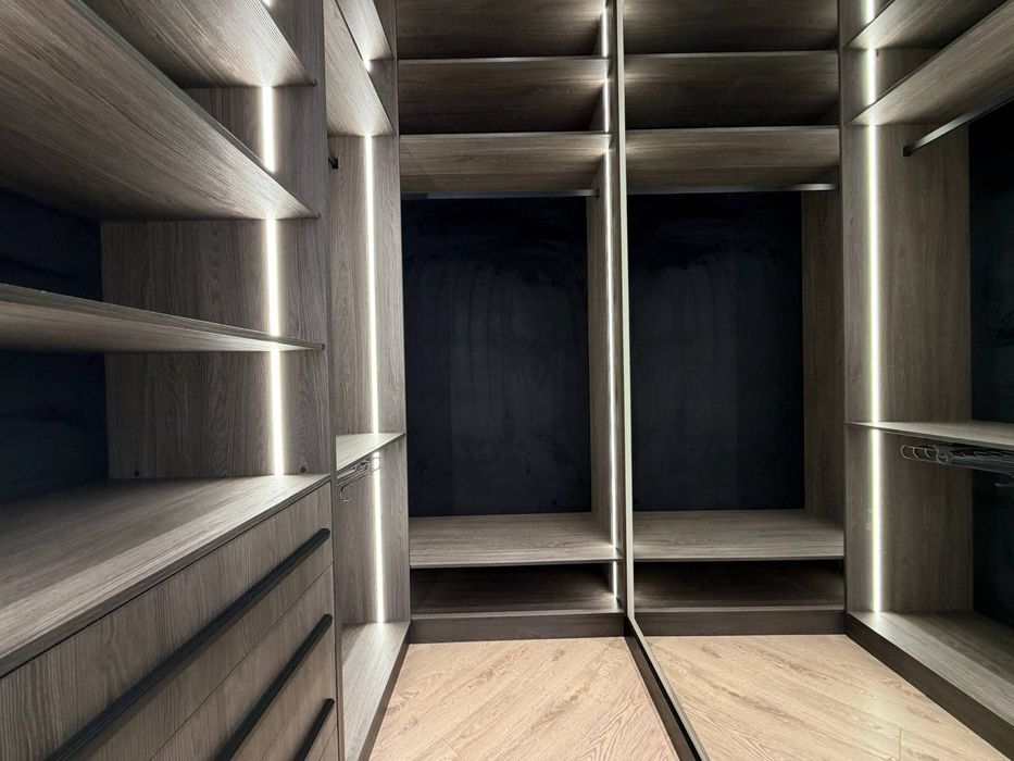 Skyline  Ориентир посольство России