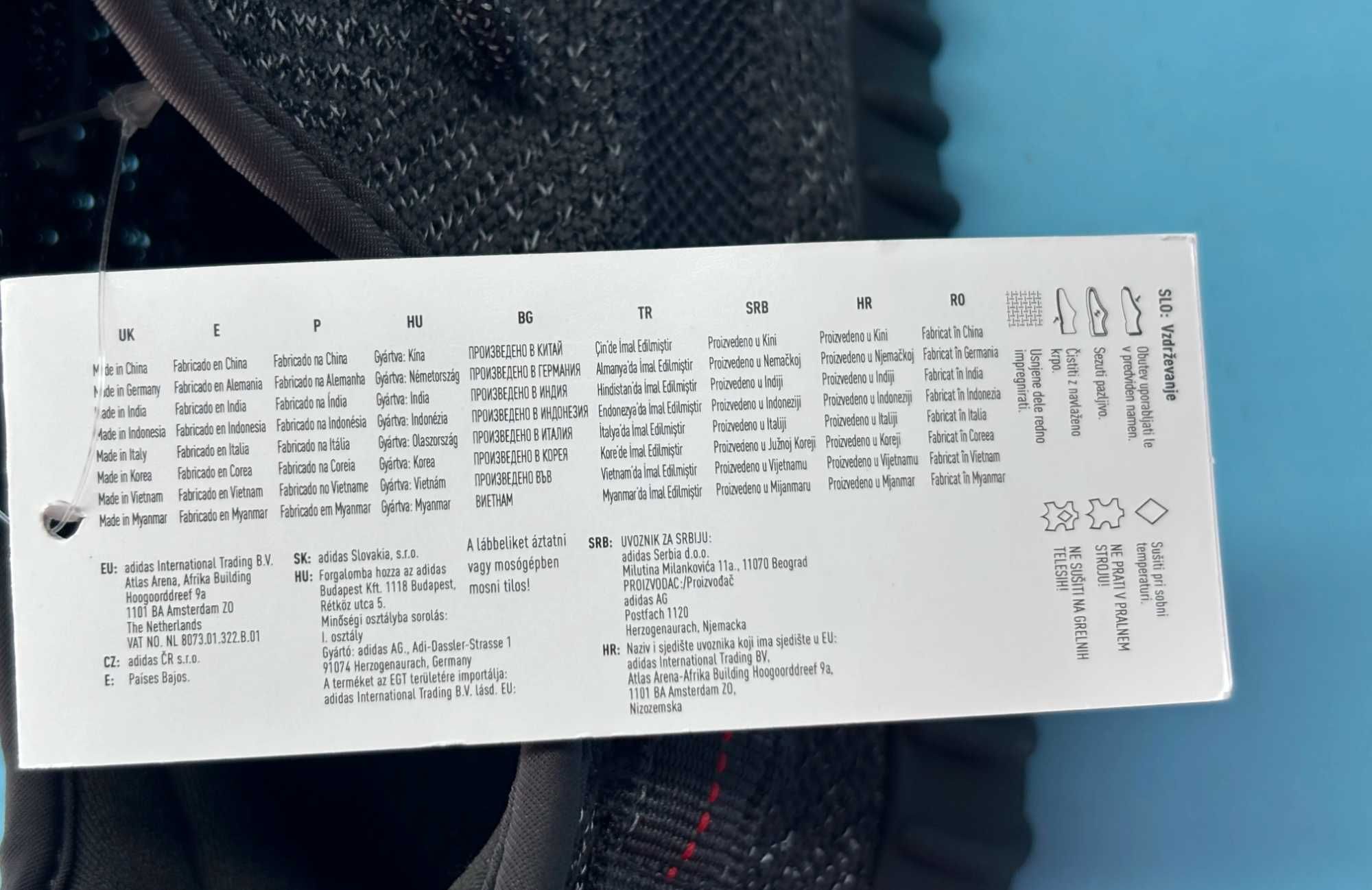 Yeezy Boost 350 V2 Black Reflective 33.5 / 34 | Нови