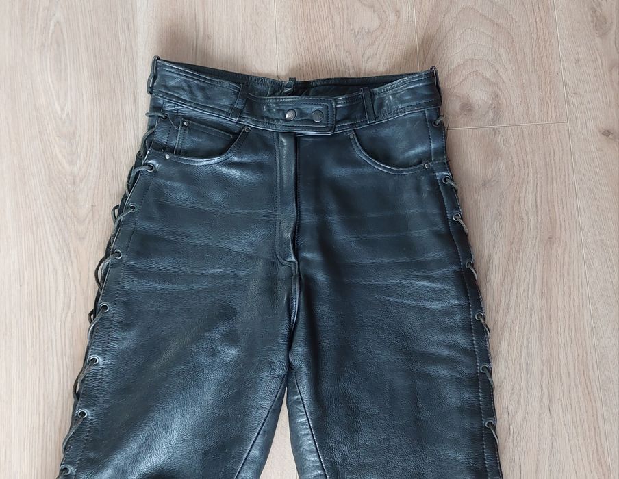 Vând pantaloni moto piele dama