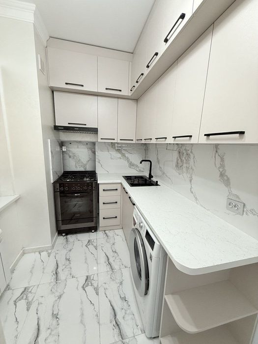 Ю 17. 2/3/5. Евро, ипотеку можно