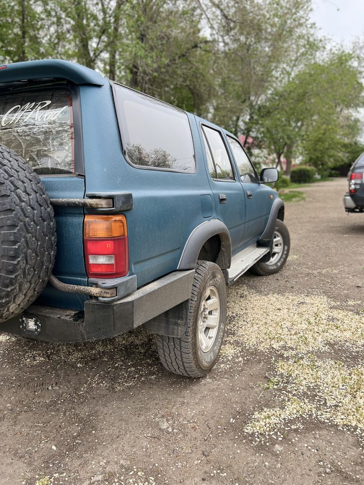 Toyota hilux surf 130