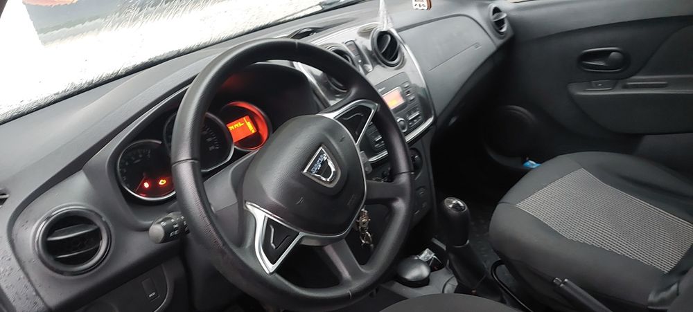 Vând logan din anul 2018 decembrie.in perfecta  stare de functionare