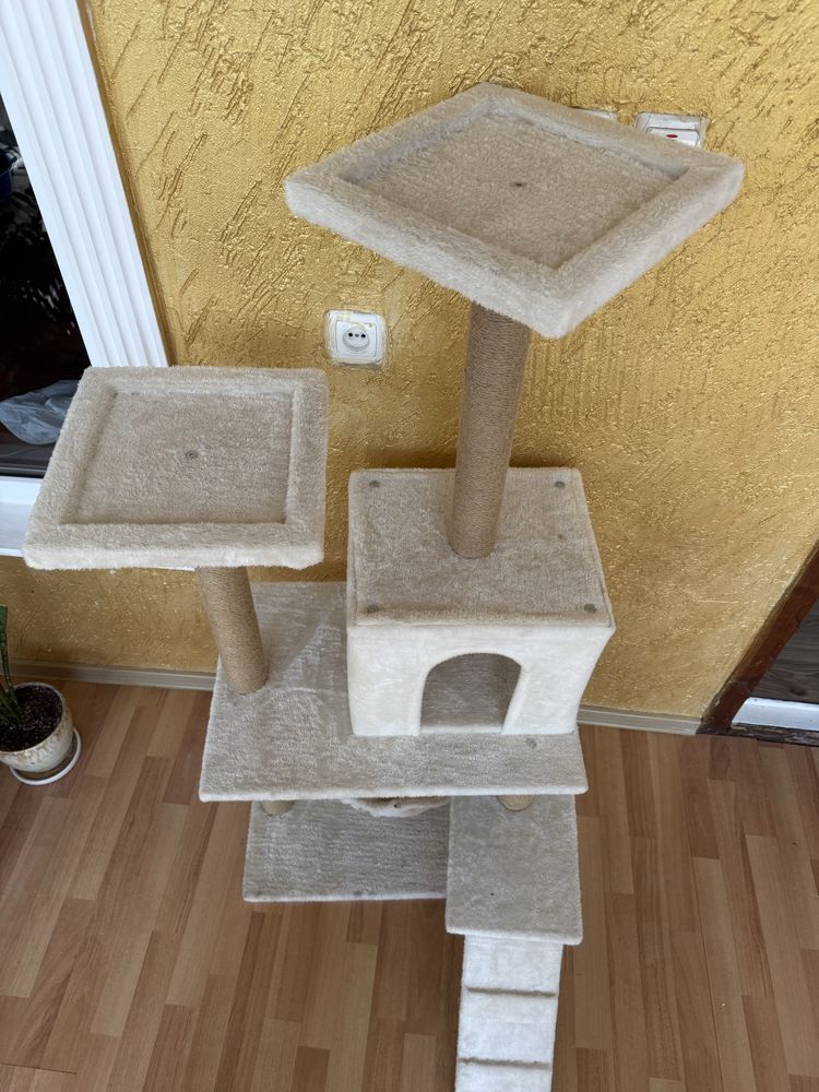 Домик для кошек / котят / котов