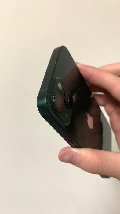 Айфон 13 в хорошем состоянии