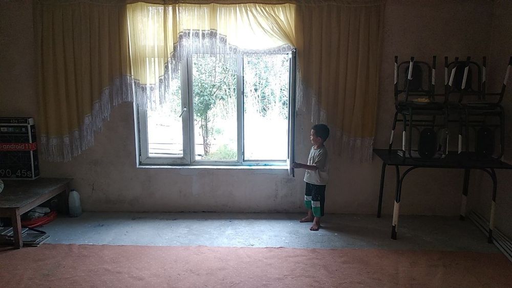 Hovli sotiladi 1.7 sotix