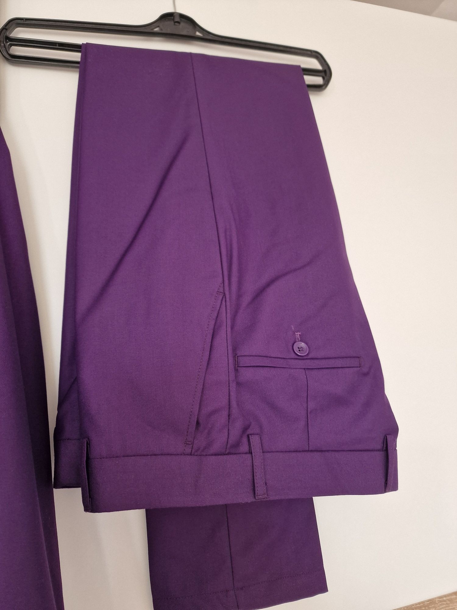 Costum barbati marimea S slim fit casual elegant