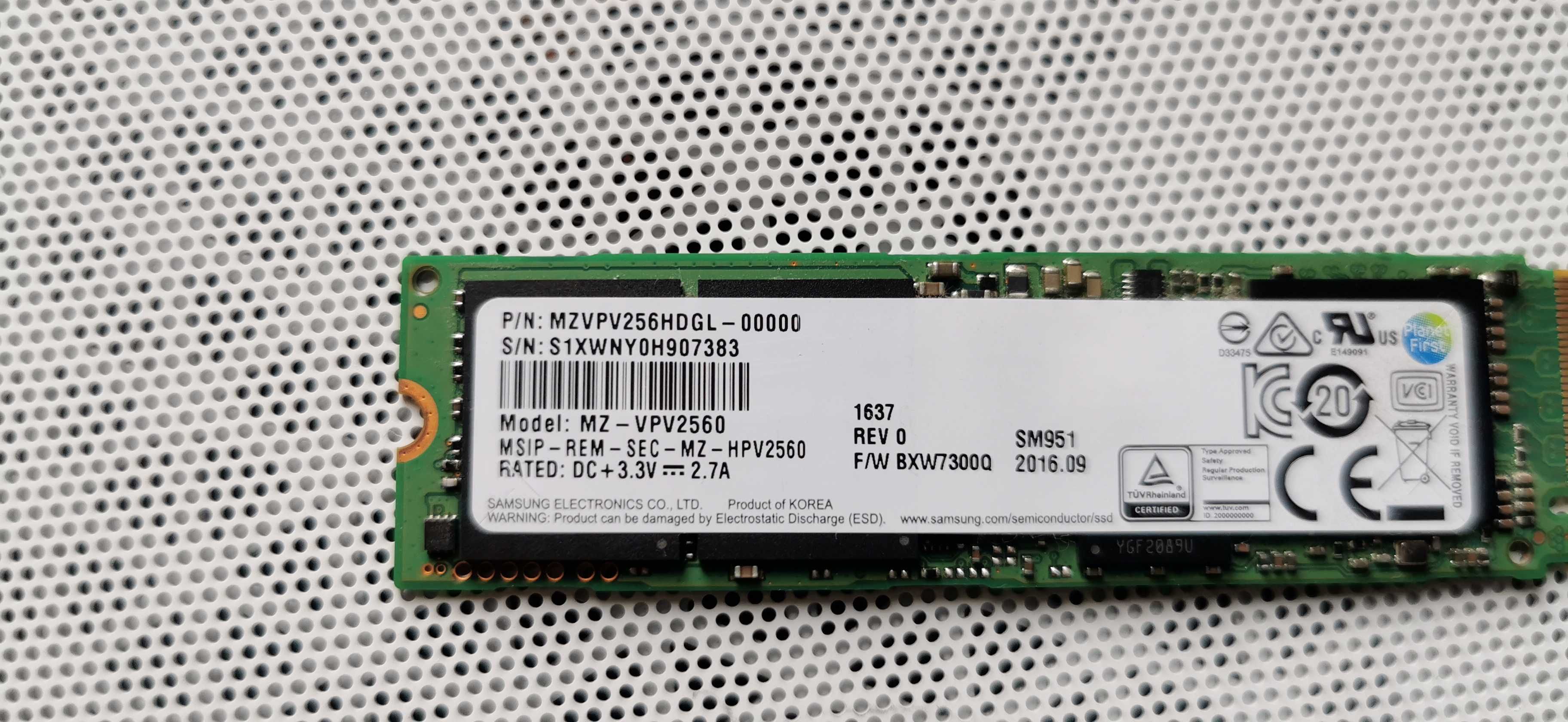 M.2 SSD Samsung NVMe MZVPV256HDGL SM951 256GB Хард диск