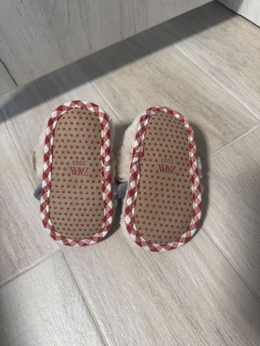 Пантофки Еленче ZARA - 22/23 номер