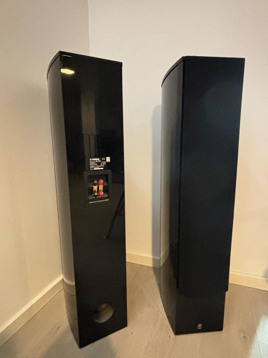 Boxe Pasive Yamaha NS-555, 100W, Negru Lucios, stare excelenta