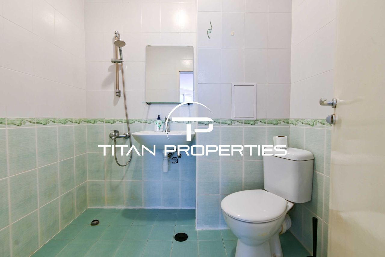 Дава се под наем Тристаен апартамент в София, Лозенец - 120 кв.м за 899 € - Снимка #12