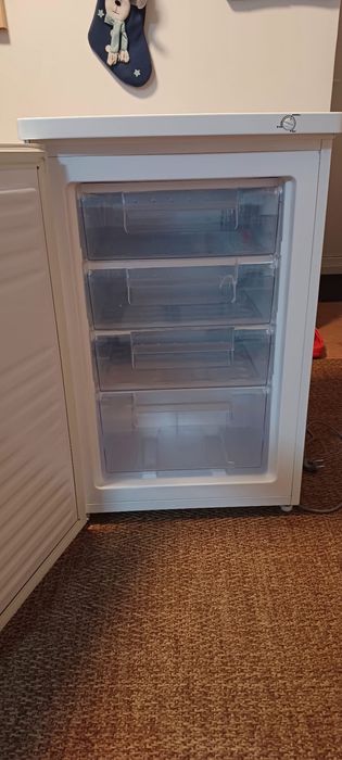 Congelator Heinner 85 l