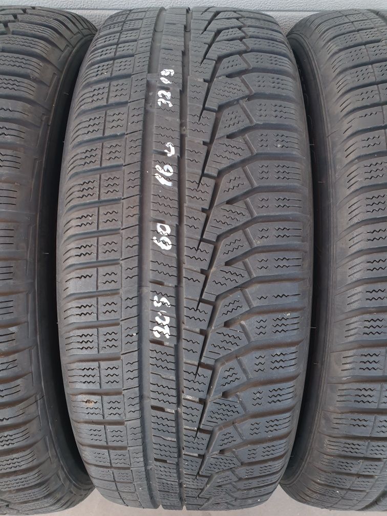 Зимни гуми 4 броя HANKOOK Winter Icept Evo2 205 60 R16 дот 3219