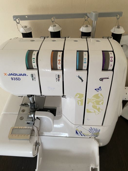 Оверлок Jaguar 935D