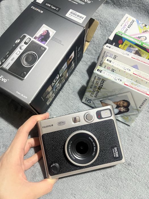 Fujifilm instax mini evo