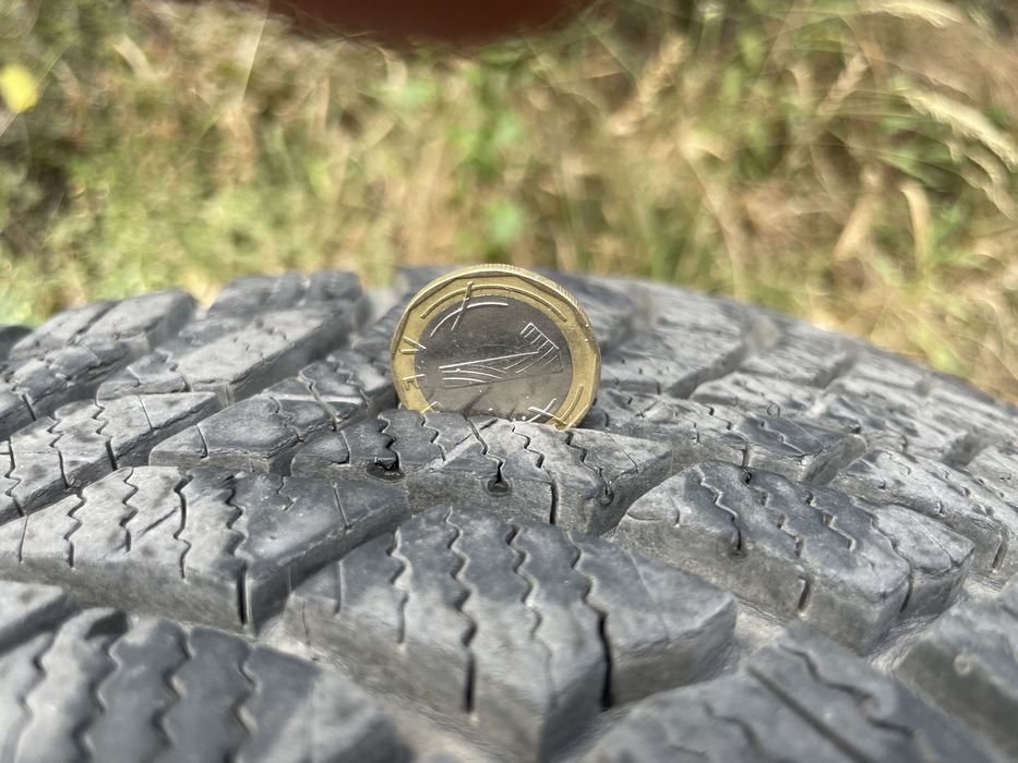 4 броя Bridgestone Blizzak LM005 205/55/16 3320