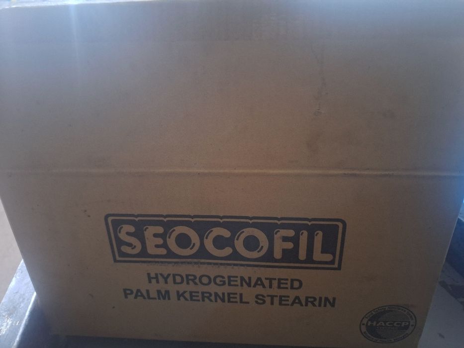 Meva va boshqa maxsulotlar uchun baquvvat karobka