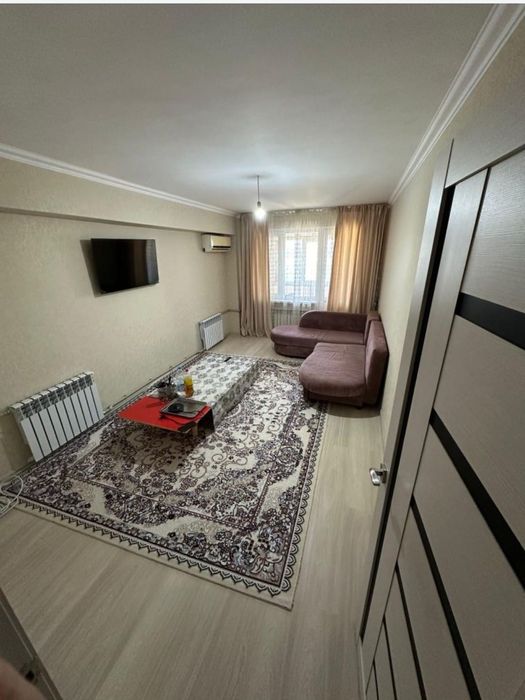 2-комнатная квартира 55м-5/5 этаж помесячно