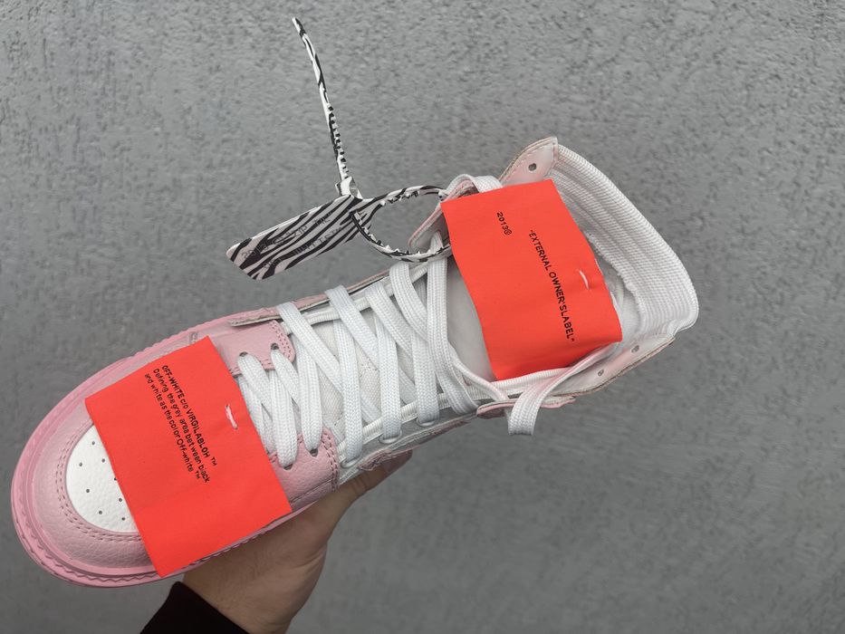 Adidasi Off-White court 3.0 premium