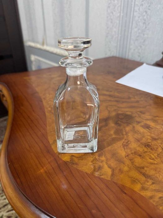 Atir uchun 200 ml flakon