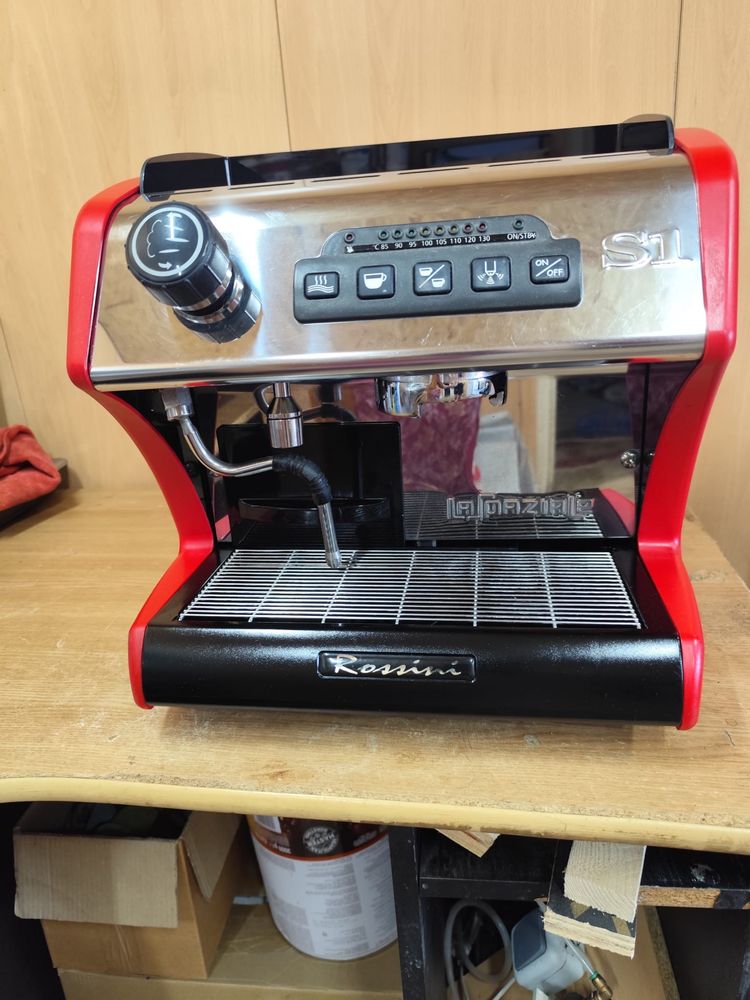 Espressor LaSpazialle si Rasnita Mazzer