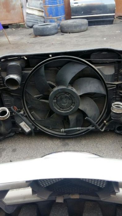Вентилятор радиатора охлаждения на Мерседес w203