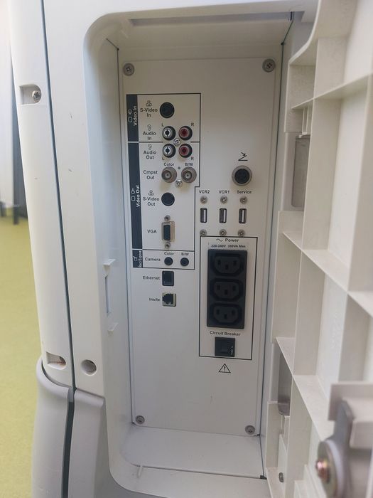 Vând Ecograf LogiqS6 stare bună, achiziționat din Germania, fără sonde