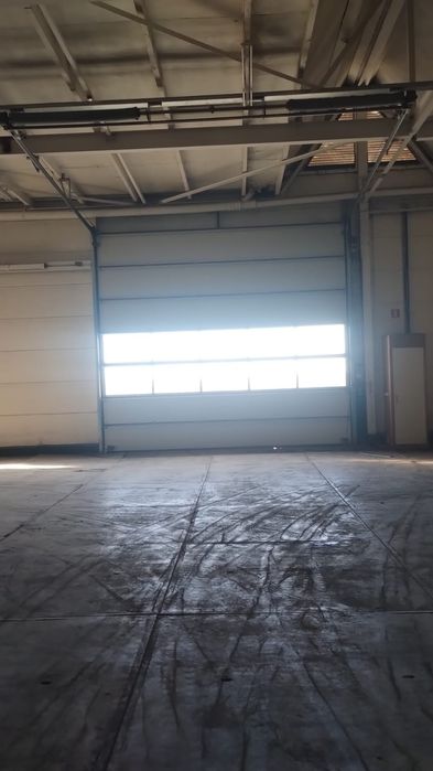 Usa industrială de hala