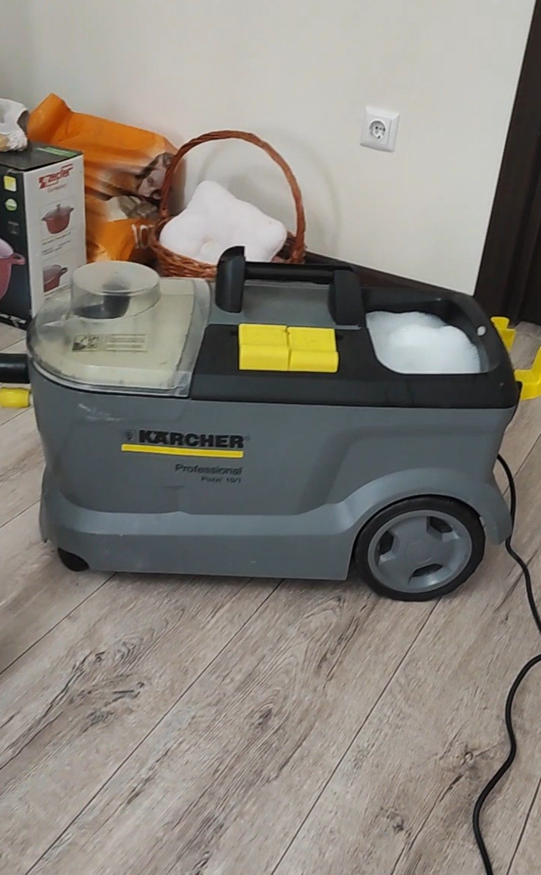 Пылесос Karcher 10/1