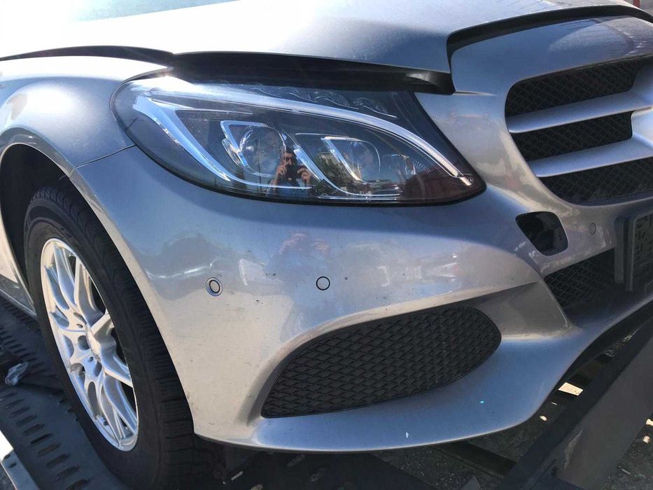 Dezmembrez mercedes class w205 volan STANGA/far full led w205/interior