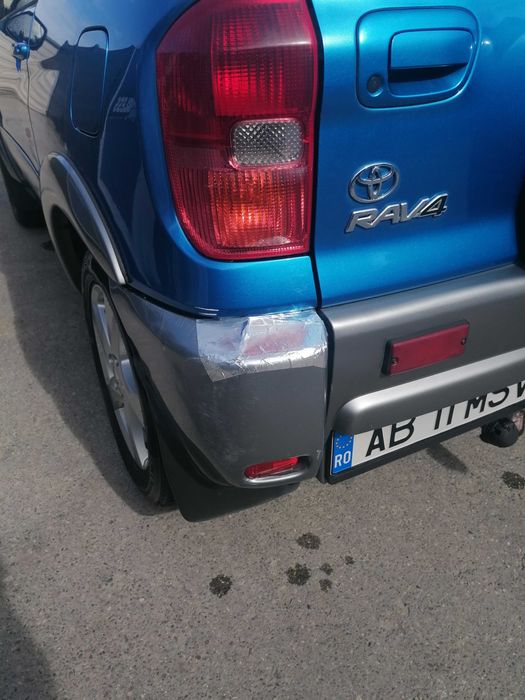 Toyota RAV 4 -3 usi