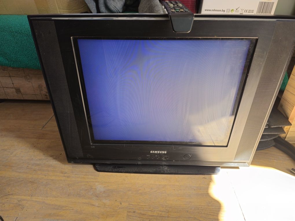 Телевизор Samsung 21" инча