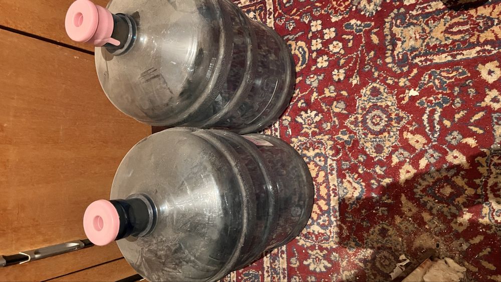 Диспенсър за топла и студена вода NEO + допълнителни бутилки