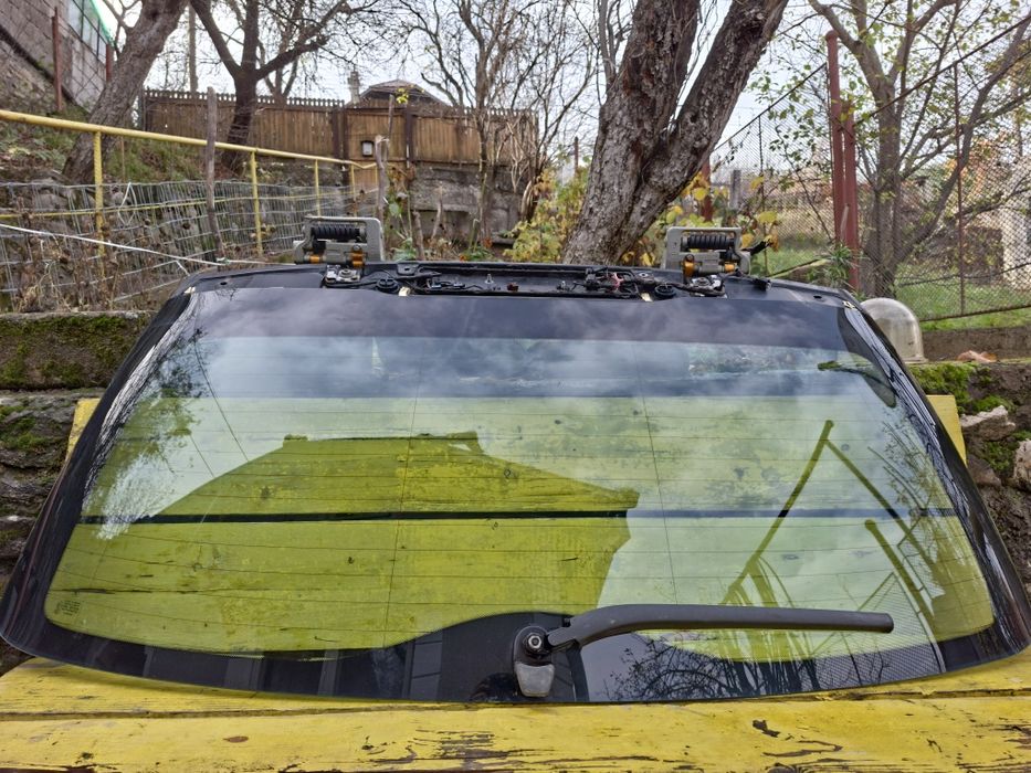 Luneta geam Bmw seria 3 (e91) original ca nou 2004-2012