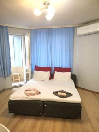 Дава се под наем Едностаен апартамент в Бургас, Лазур - 30 кв.м за 612 € - Снимка #2