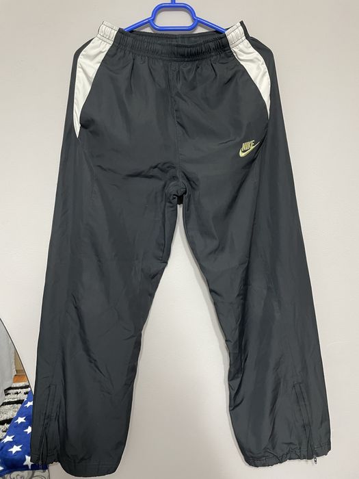 Pantaloni Nike noi