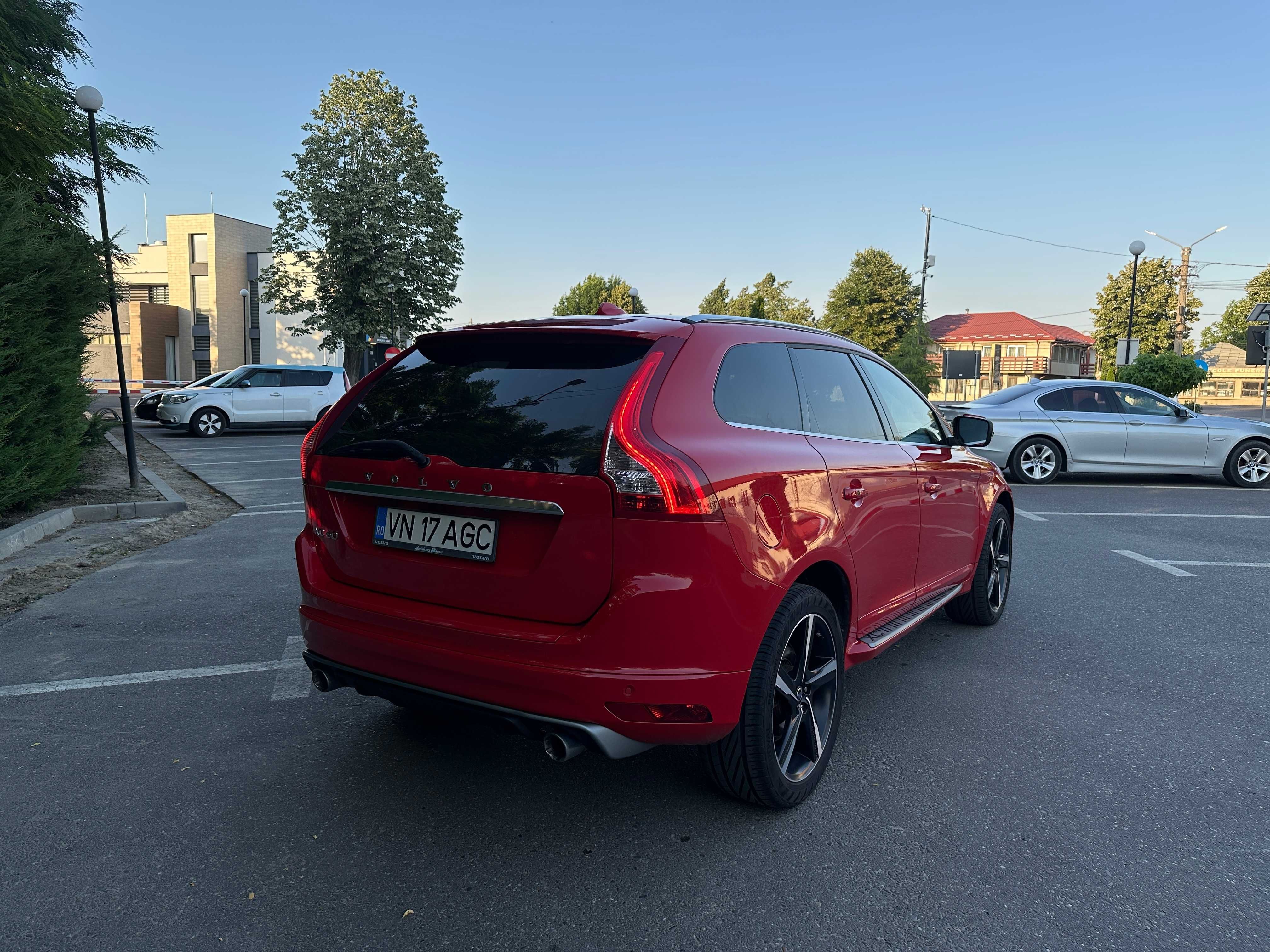 Volvo XC60 2016 2,4D D5  R-Design Full Option