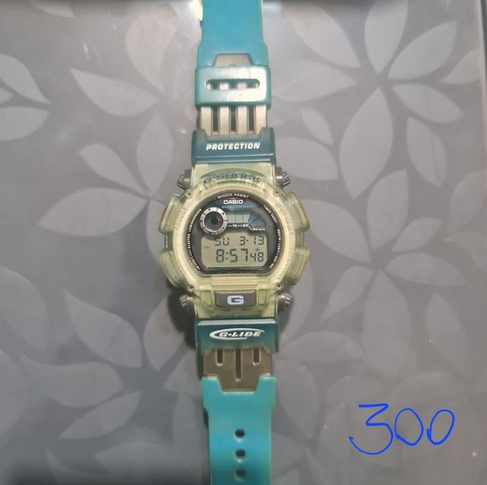 Ceas Casio diferite