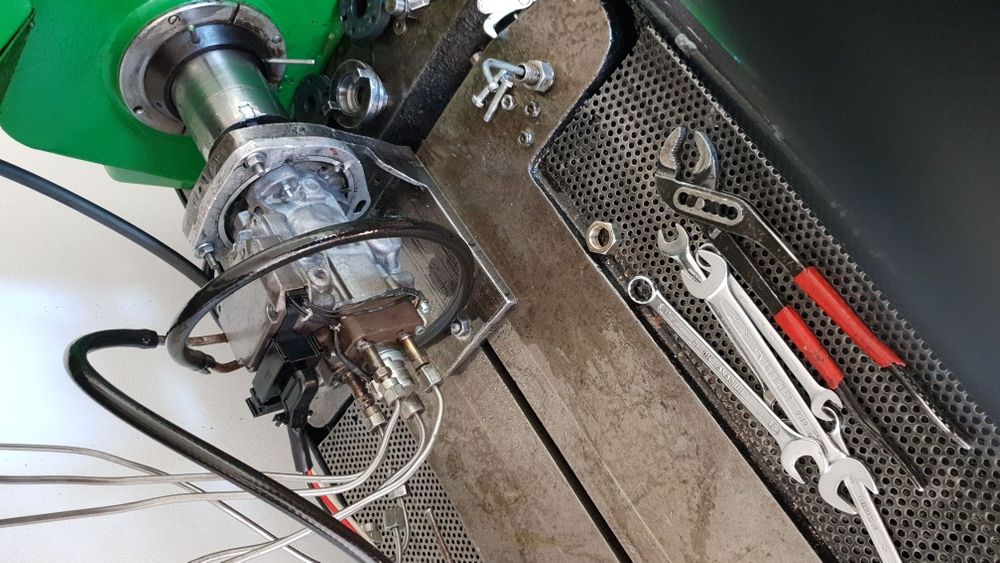 Pompa injectie Ford Tranzit 2.0 tddi
