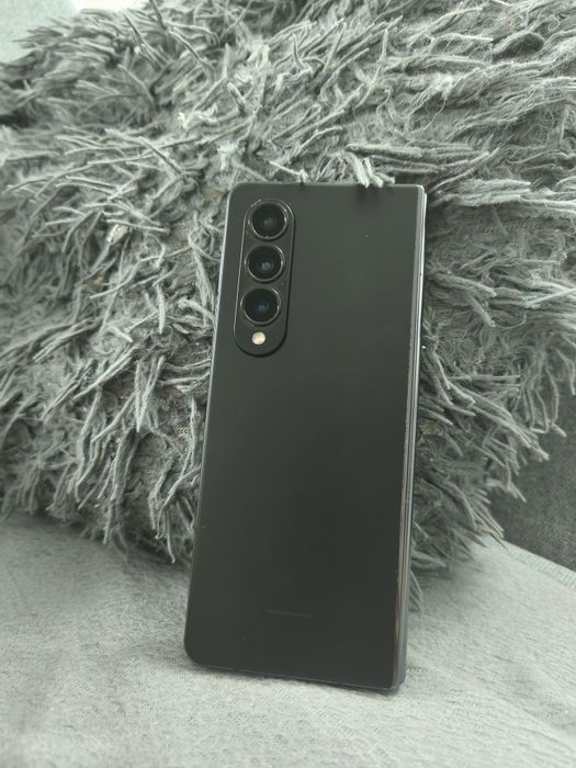 Samsung Fold 4 America