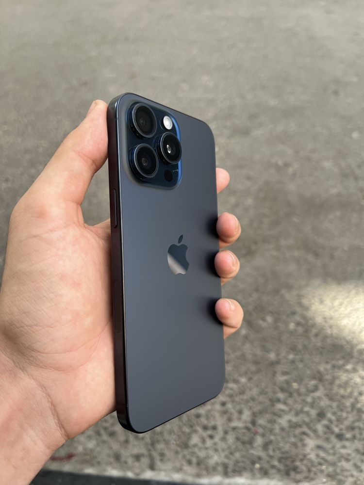 Iphone 15 pro max ideall
