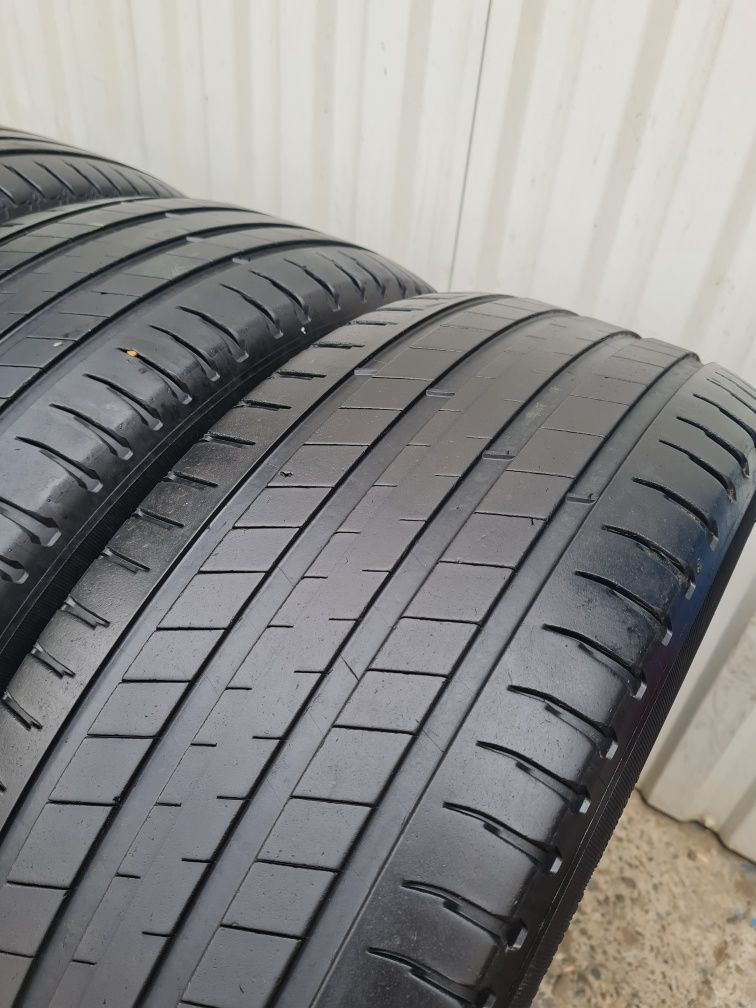 4 Anvelope de vara *235/60R18*MICHELIN*LICHIDARE STOC*50 Lei Buc*