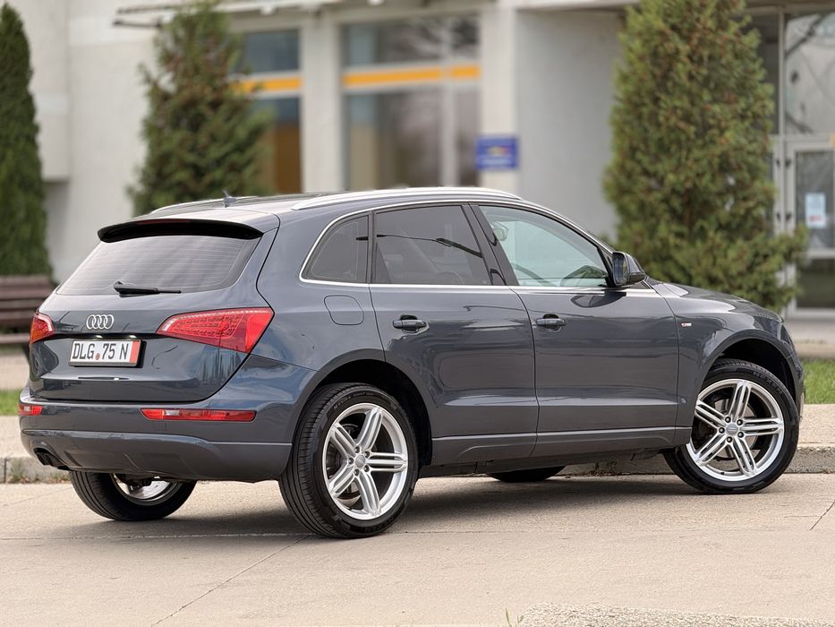 Audi Q5 S-line 2.0 TDI 170 CP