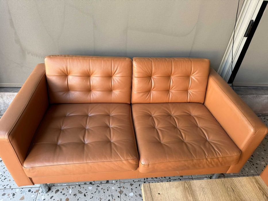 Кожен двуместен диван IKEA