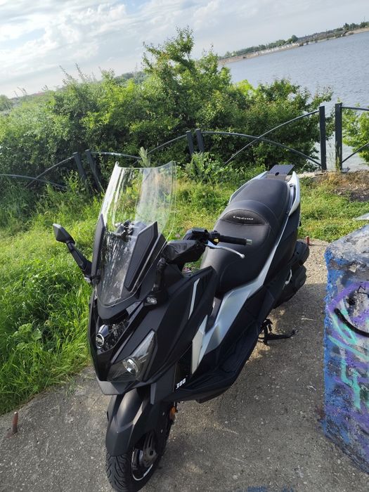 Sym cruisym 300 vând urgent!