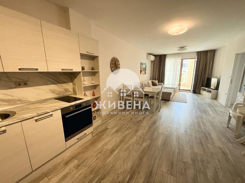 3-стаен апартамент, с гледка море, на първа линия до плаж Кабакум
