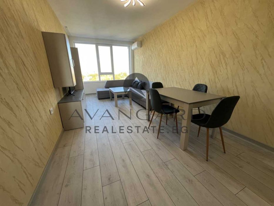 Продава се Тристаен апартамент в Пловдив, Център - 124 кв.м за 1613 €/кв.м - Снимка #1