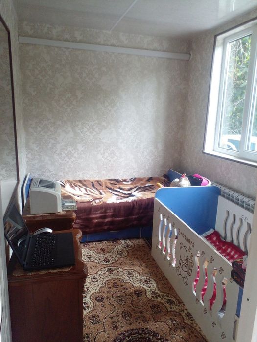 Срочна сотилади нархини келишамиз 2 хона 3 килинган