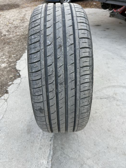 Летни гуми 215/55/17”